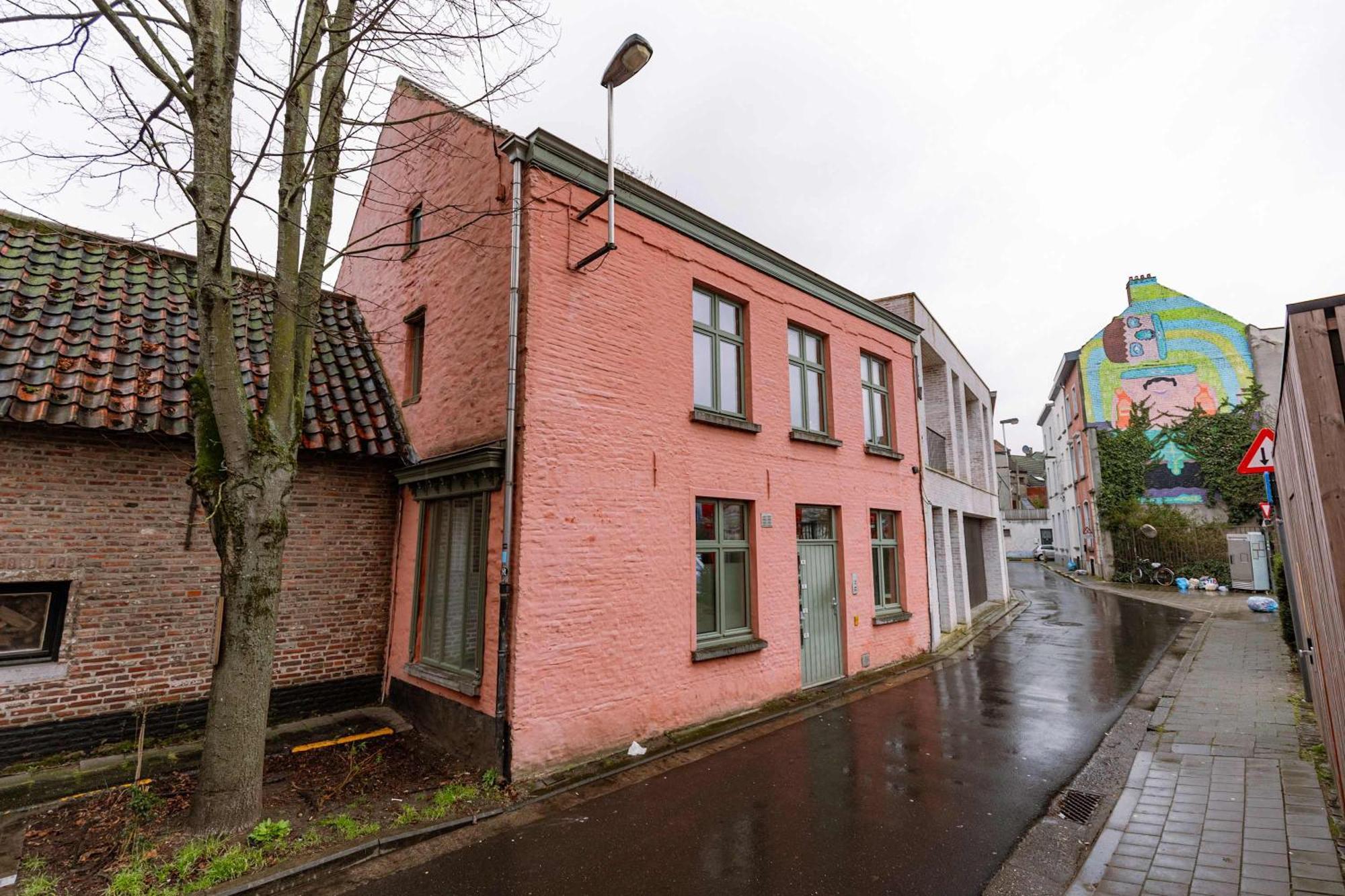 Huswell - Cozy Retro In The Heart Of Appartement